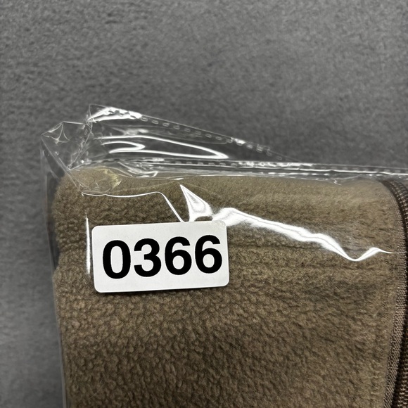 Columbia Men’s XXL Fleece Vest Full Zip Beige Tan Outdoor Hiking - Picture 9 of 9